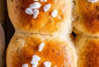 Pearl-Topped Cardamom Swirls
