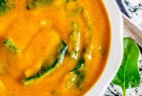 Creamy Vegan Cauliflower Soup