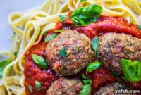 Zesty Pepperoni Meatballs