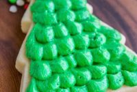 THICK SOFT SUGAR COOKIE RECIPE THAT HOLDS ITS SHAPE