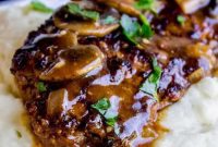Speedy Salisbury Steak: 30-Minute Comfort Food