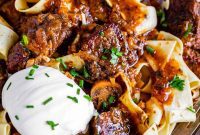 Homestyle Slow Cooker Beef Stroganoff