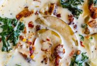 Hearty Sausage and Kale Soup