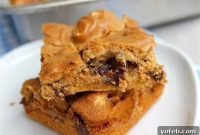 Chocolate Cloud Dream Bars