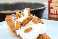 Golden Biscoff Gooey Butter Dream