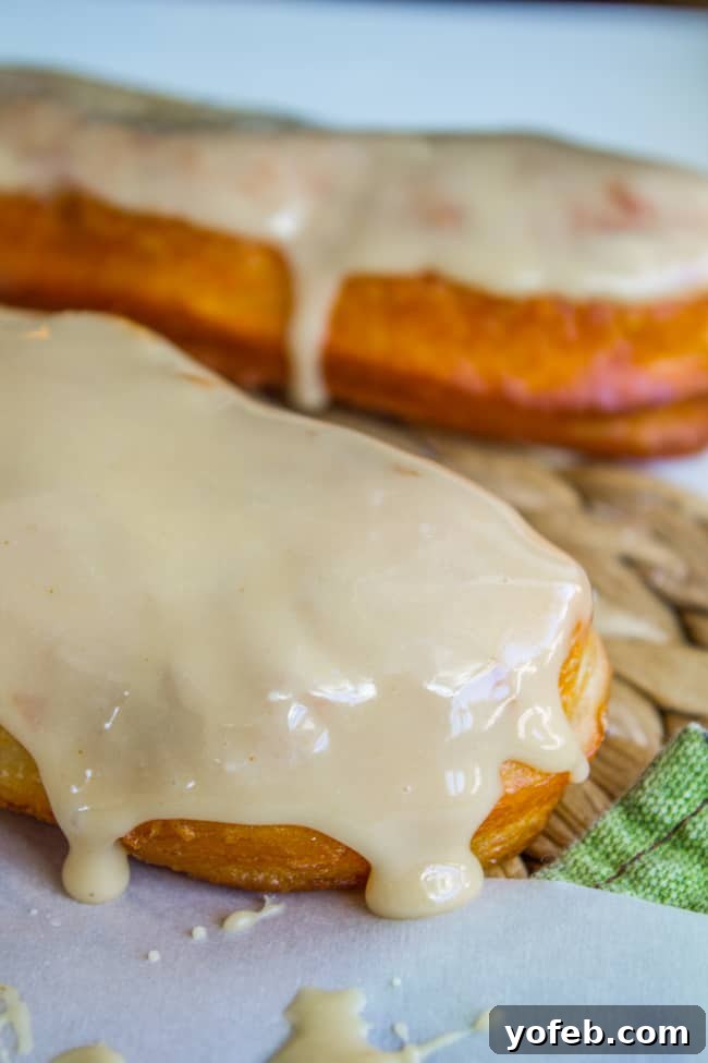 Perfect 4 Ingredient Apple Cider Doughnuts 10 4 Ingredient Apple Cider Doughnuts from The Food Charlatan