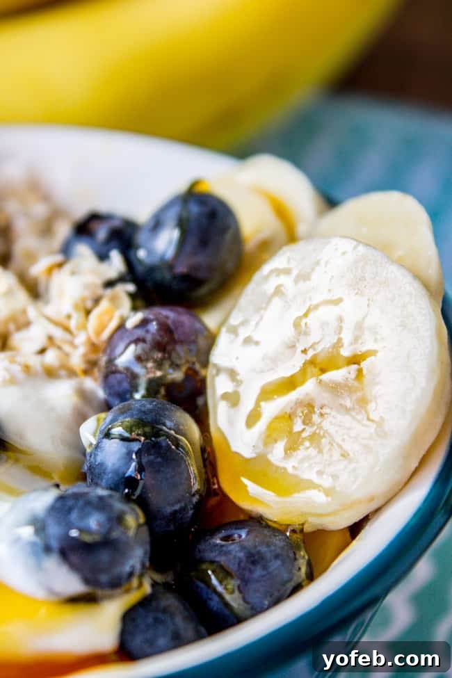 Overnight oats: a versatile and nutritious breakfast option for all seasons. Healthy Overnight Oats topped with fresh berries