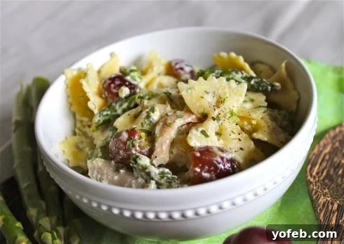 Bright Lemon Tarragon Pasta 6 Lemon Tarragon Pasta Salad from TheFoodCharlatan.com