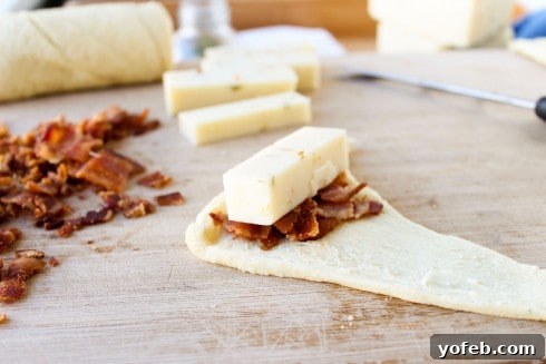 Spicy Bacon and Pepper Jack Crescent Rolls 3 Preparing Bacon & Pepper Jack Stuffed Crescent Rolls - Step-by-step guide
