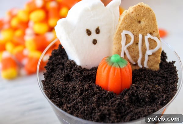 Wicked Good Cheesecake Parfaits 5 No-Bake Cheesecake Parfaits with Spooky Toppings | Halloween Dessert Table